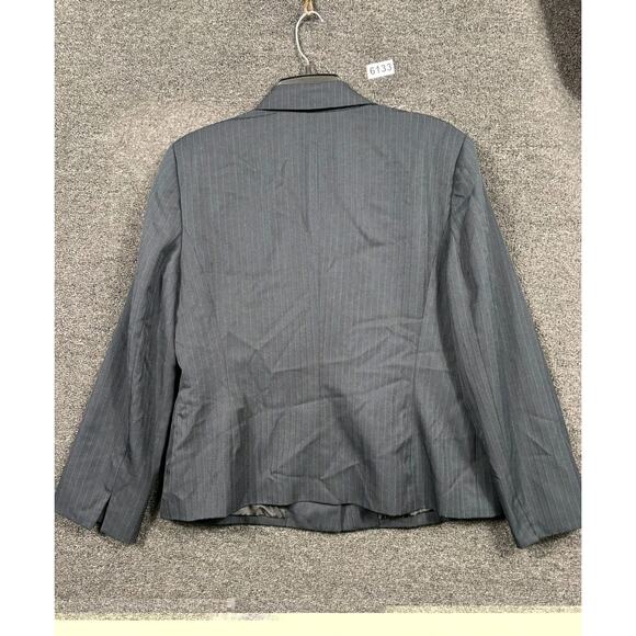 Evan Picone Blazer Jacket Womens Size 16P Pinstripe Gray 2 Buttons Casual Career - Picture 2 of 7